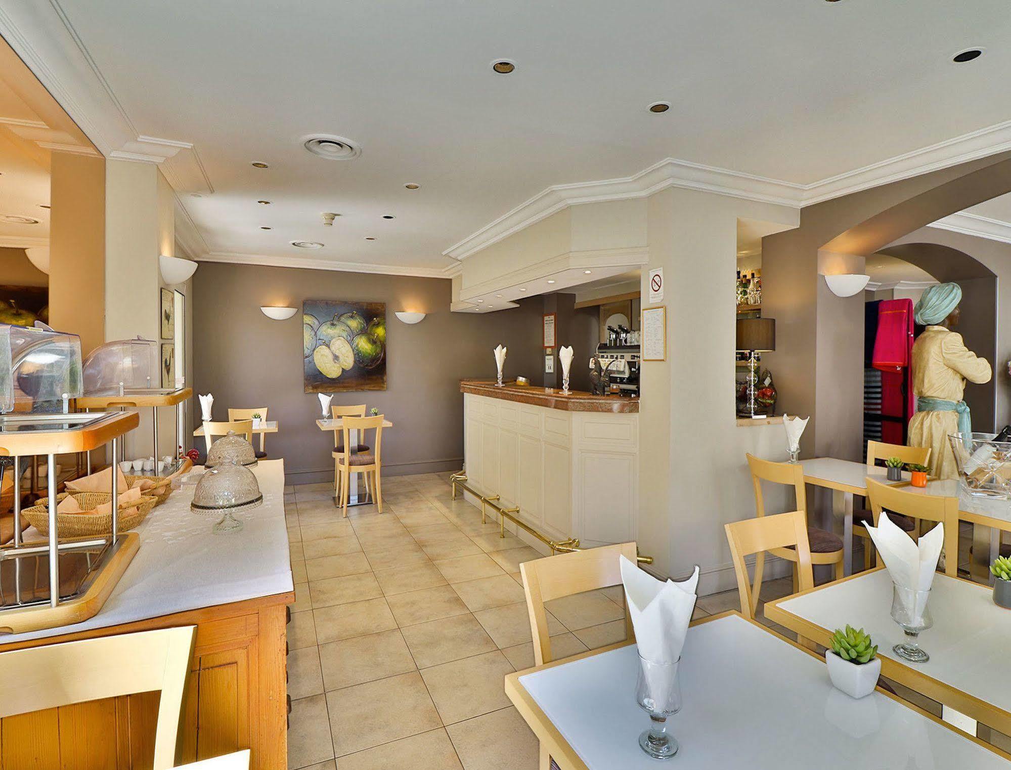 Hotel Le Petit